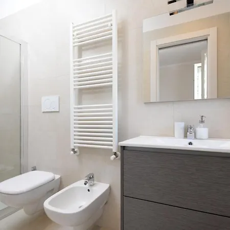 Casa Torre Di Specchio 2 Con Piscina 아파트 *