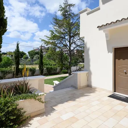 Casa Torre Di Specchio 2 Con Piscina * בארי