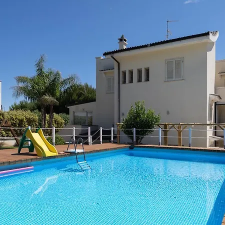 Casa Torre Di Specchio 2 Con Piscina * 바리