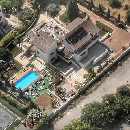 Casa Torre Di Specchio 2 Con Piscina דירה *