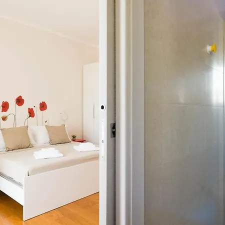 Casa Torre Di Specchio 2 Con Piscina Μπάρι